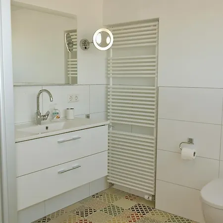Nyaraló Nautilus 1 *